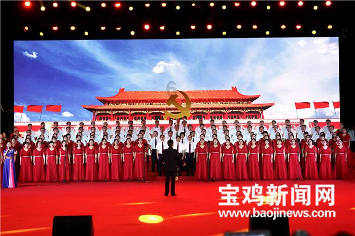 董宇辉惹争议!东方甄选一周掉粉18万