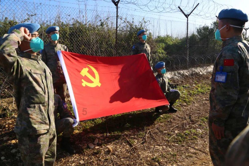 甜美小邮差