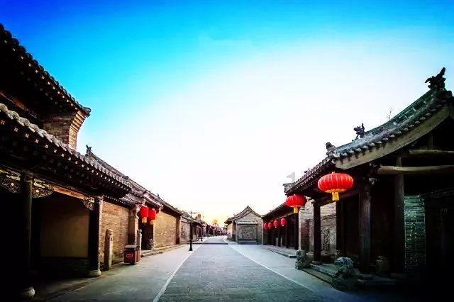 突击英雄