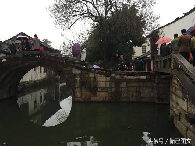 老外评选亚洲“最好吃”面条，韩国炸酱面上榜，中国这碗面排第一